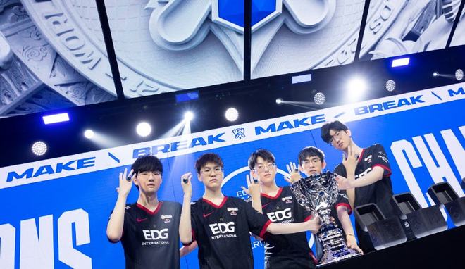 足球老司机 足球老司机