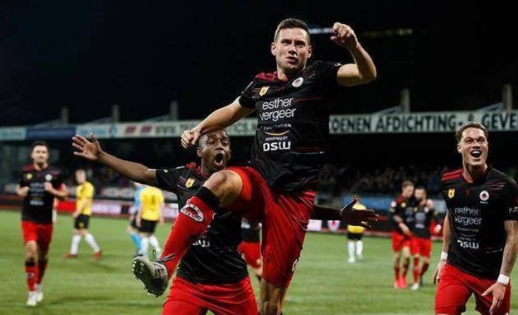 个因素结合 个因素结合