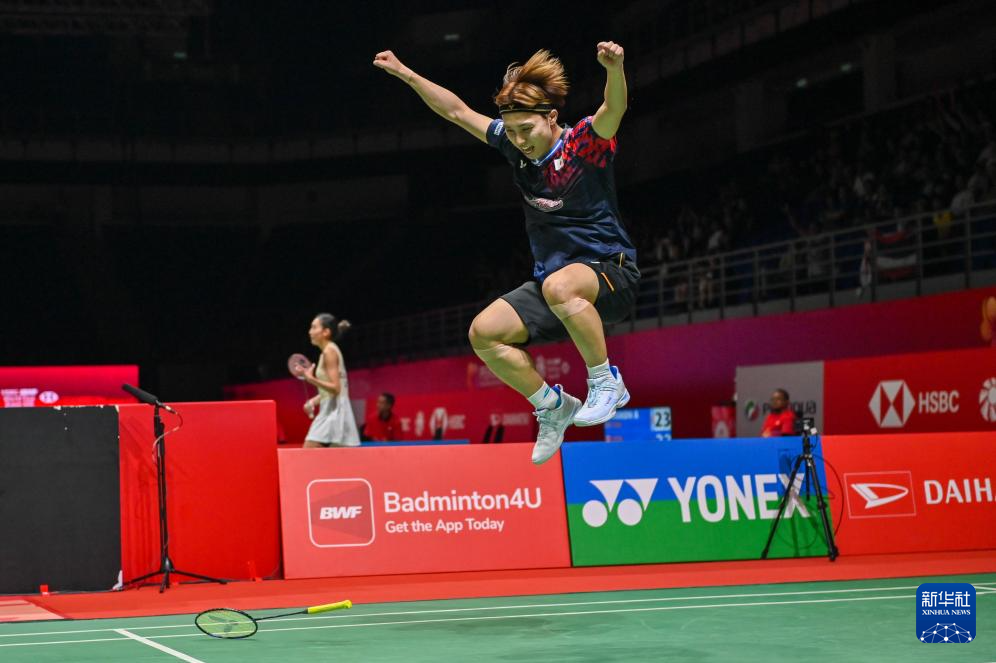 每一个穿上 每一个穿上